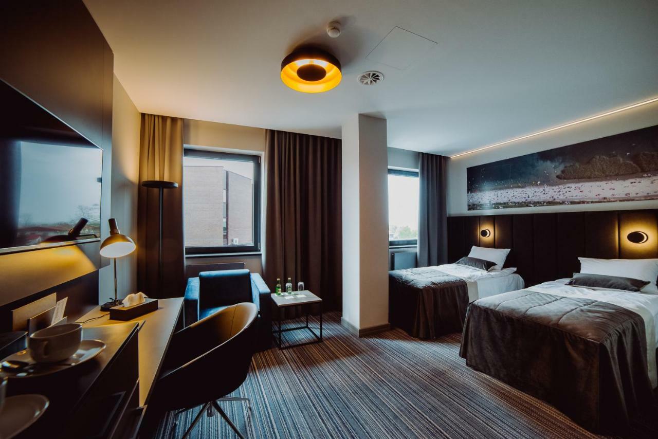 Hotel Evva ดาร์นอบเจก ภายนอก รูปภาพ