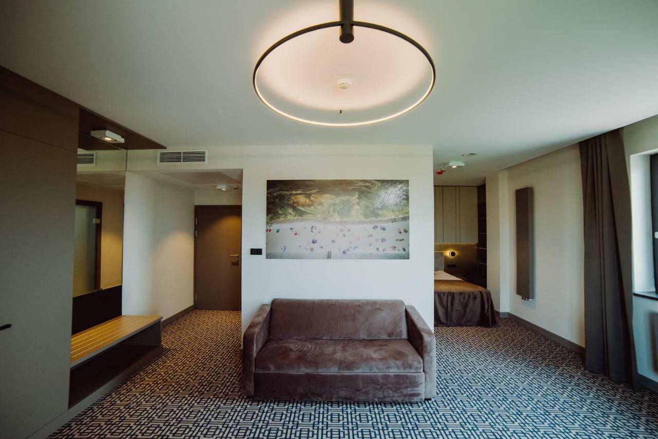 Hotel Evva ดาร์นอบเจก ภายนอก รูปภาพ