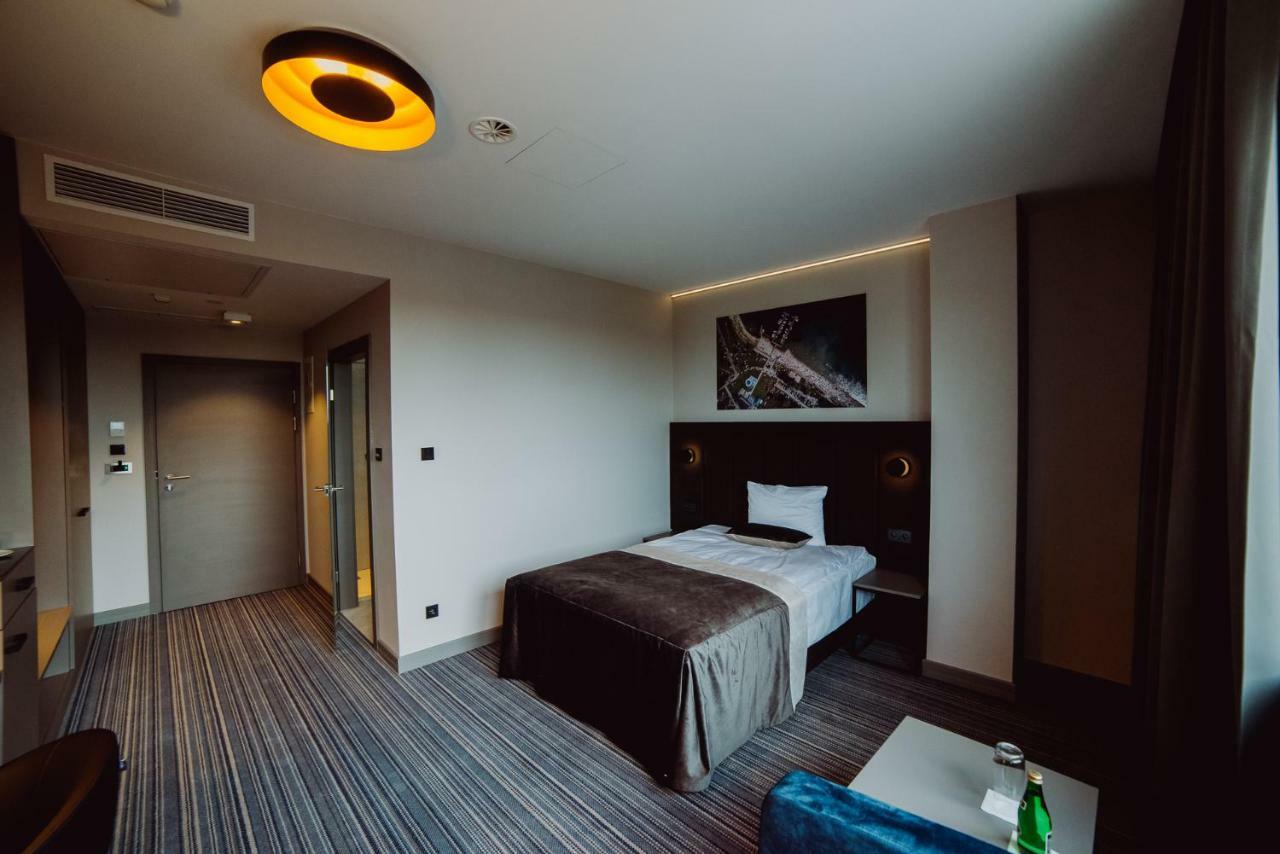 Hotel Evva ดาร์นอบเจก ภายนอก รูปภาพ
